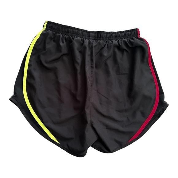 NIKE BLACK/RACER-PINK DRY TEMPO
RUNNING SHORT SIZE XS - Picture 4 of 6